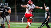 High school football roundup: Kennedy Catholic routs Kentwood in 4A NPSL opener