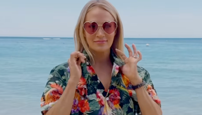 We're Obsessed with Carrie Underwood's Chicken-Themed Hawaiian Shirt