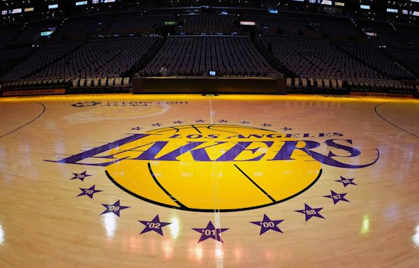 Los Angeles Lakers Announce Roster Move