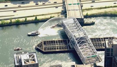 Watch: NYC bridge stuck open due to extreme heat