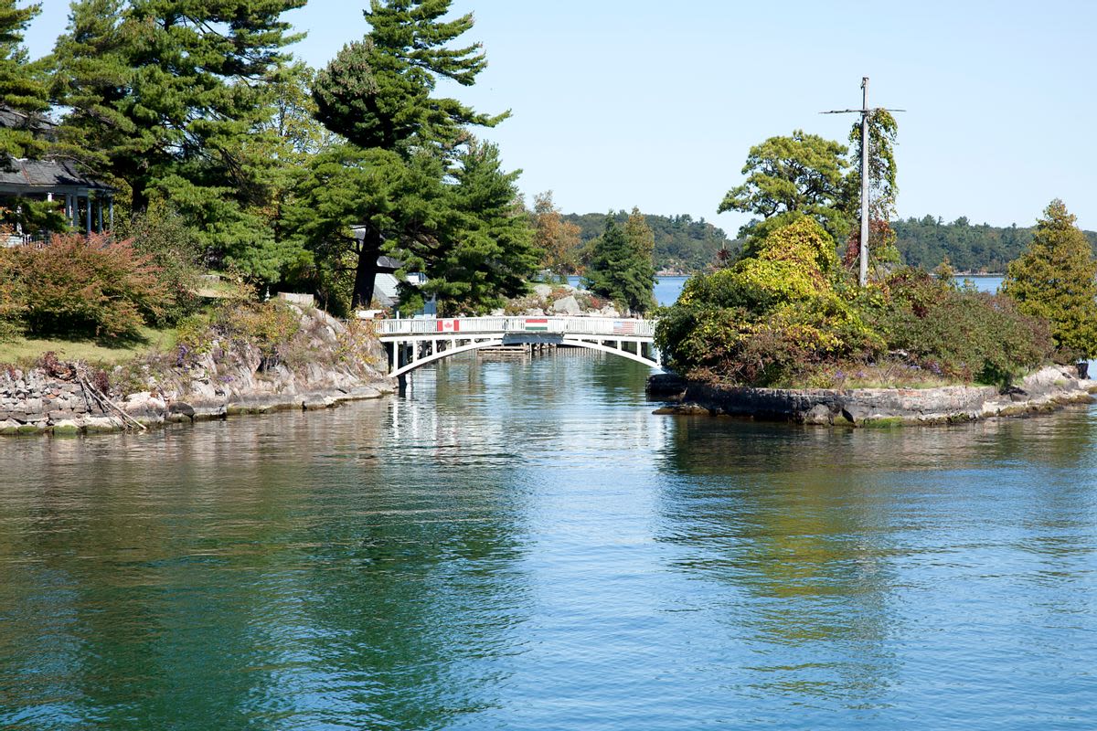 Fact Check: Posts Claim 32-foot Passage from Canada to US Is World's Shortest International Bridge. Here's What We Found