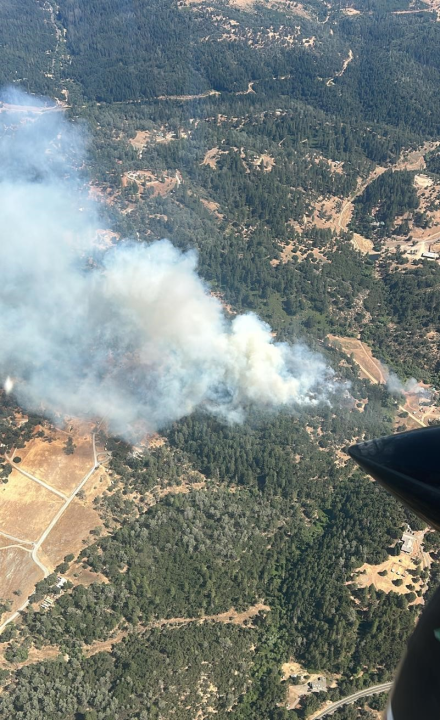 Residential fire spreads into nearby vegetation in El Dorado County, Cal Fire says