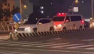 擋救護車40秒竟瞎稱「車子隔音較好」 3600元飛了！台中三寶女遭開單吊照｜壹蘋新聞網