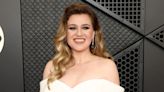 Kelly Clarkson reveals she uses weight loss medication