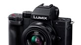 Panasonic推出同樣針對Vlog打造的新款無反光鏡相機LUMIX G100D，針對線上社群分享增加便利拍攝功能