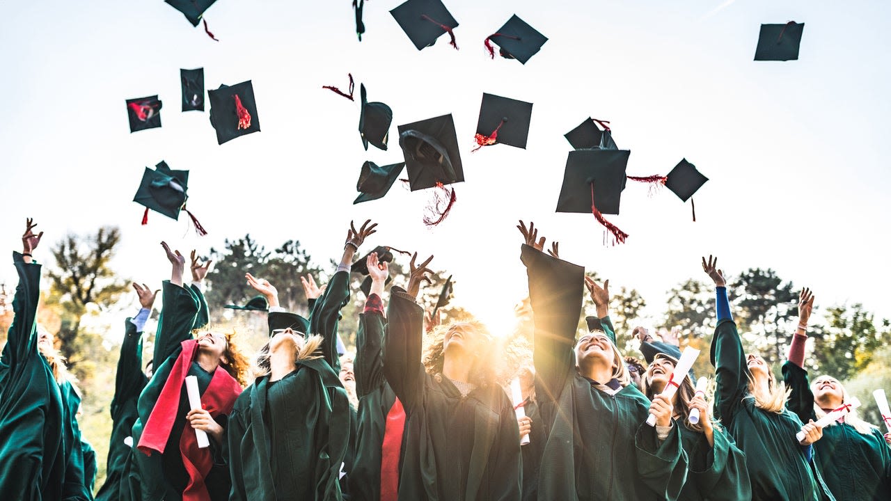 The Best College Graduation Gift Ideas to Shop for 2024 Grads