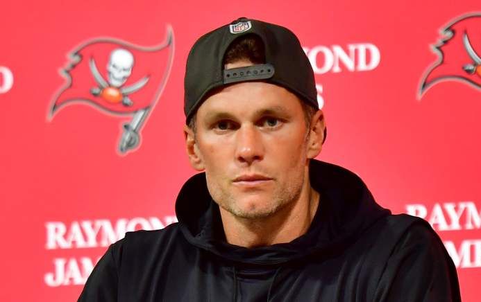 Tom Brady Offered Cash Incentives, Ex-Buccaneers Starter Says