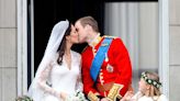 Kate et William partagent une photo pour leurs 13 ans de mariage, les internautes affolés par un détail