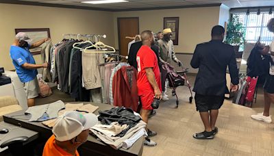 'Dress for success': Nonprofit gives away free suits to help job seekers in need