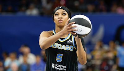 Angel Reese, other Chicago Sky players harassed outside team hotel