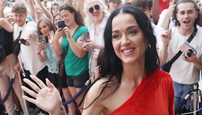 ¿“Vergüenza ajena” o gran sátira? El nuevo vídeo de Katy Perry ha enfurecido a todo el mundo