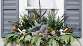 46 Christmas Window Decorating Ideas to Add Cheerful Curb Appeal