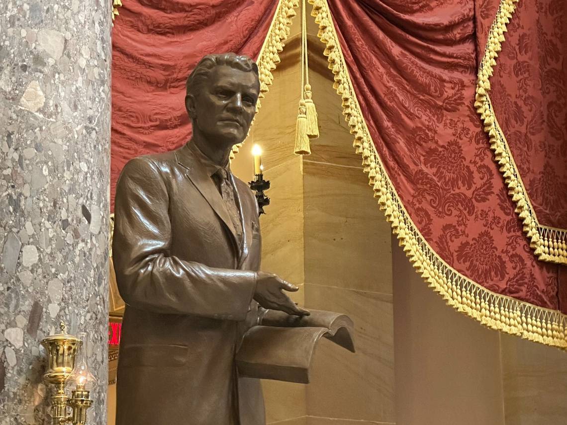 Statue of Rev. Billy Graham, who ‘transcended politics,’ now stands in US Capitol