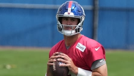 Giants QB Daniel Jones 'doing pretty much everything' with pivotal training camp approaching
