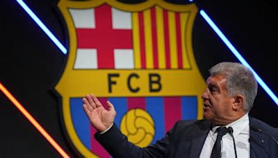 La cortina de humo de Laporta para inflar a los jugadores del Barça y engañar al mercado