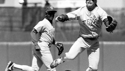 This day in sports history: Yankees top Texas Rangers