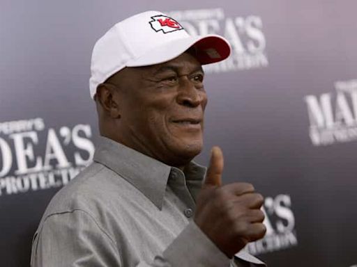 John Amos, star of 1970s TV's Good Times, dies at 84