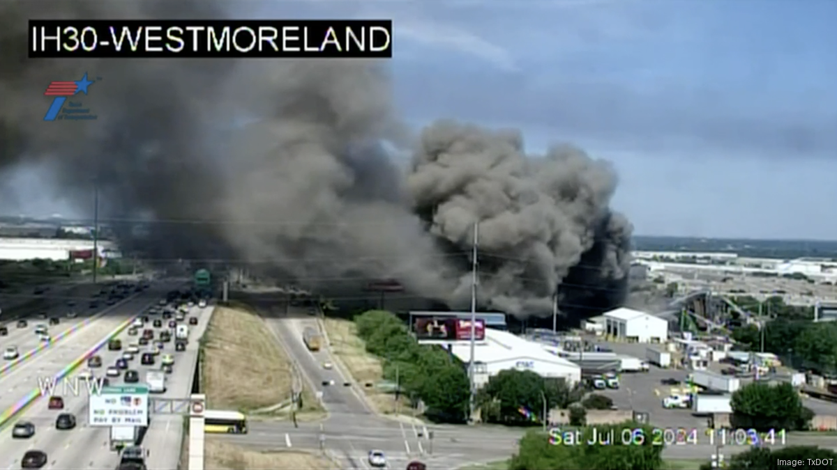 Fire at Dallas recycling facility sends up large smoke plume - Dallas Business Journal