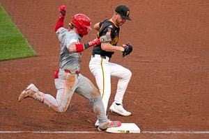 Falter rebounds but outdueled by Lodolo in Pirates’ loss to Reds