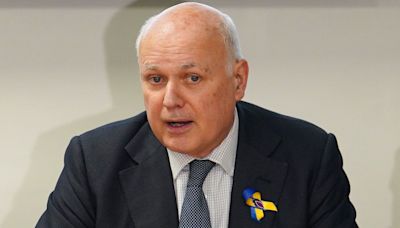 Sir Iain Duncan Smith holds onto Chingford and Woodford Green seat after Labour vote split