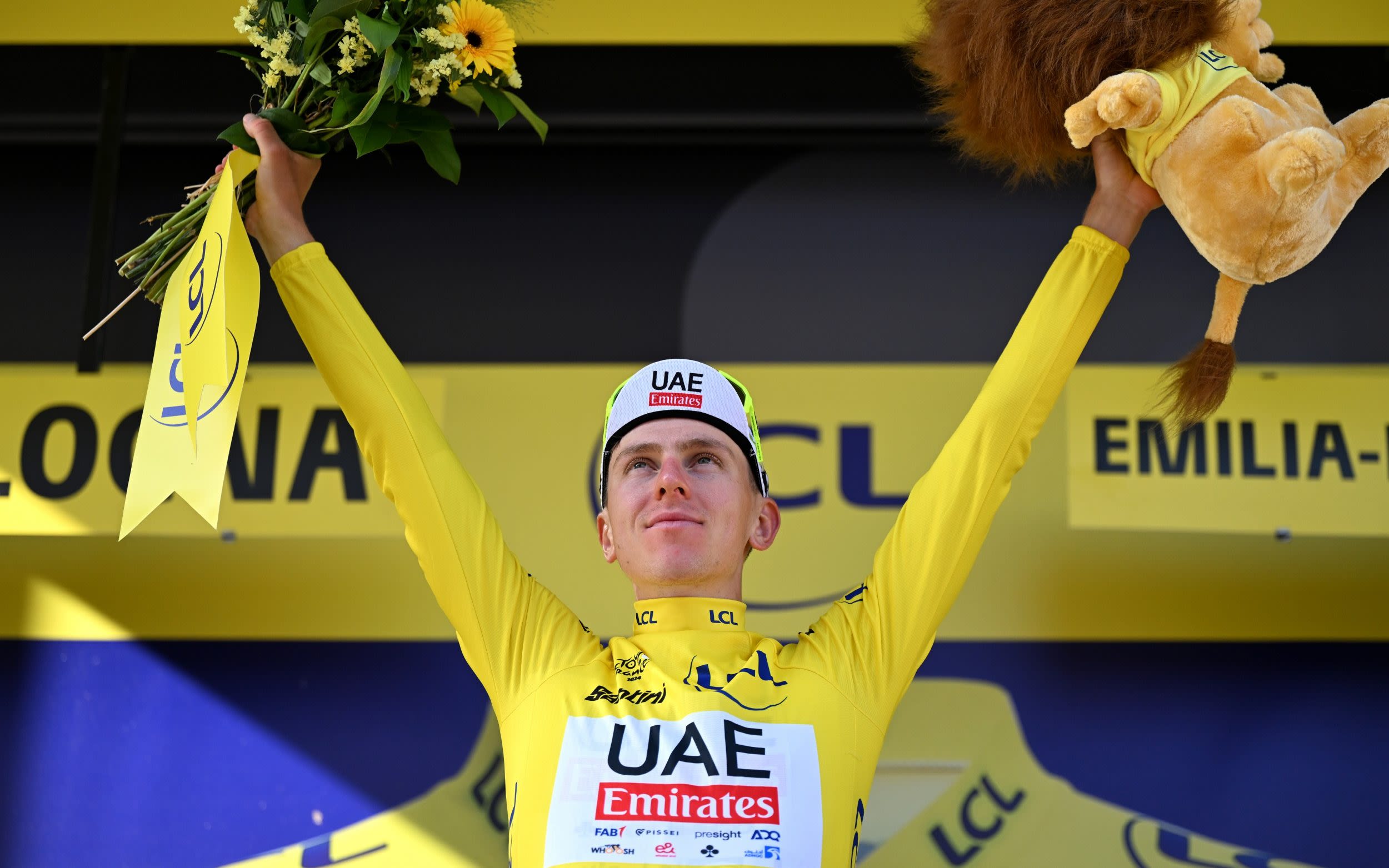 Kevin Vauquelin wins stage two of Tour de France as Tadej Pogacar takes yellow jersey