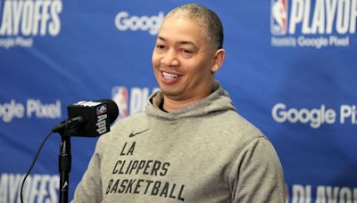 Sources: Lue agrees to extension with Clippers