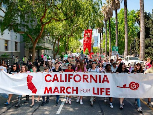 Christian conservatives rally at California Capitol at March for Life to pray against abortion