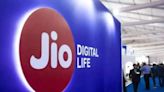 Reliance Jio down: Users report issues with JioFiber & mobile internet - ET Telecom