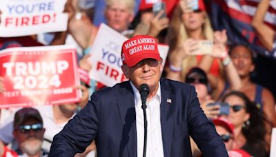 See in photos how a shooting at Donald Trump's rally unfolded