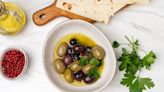 Olive oil may lower your risk of dementia-related death — and 4 other things we learned about healthy living this week