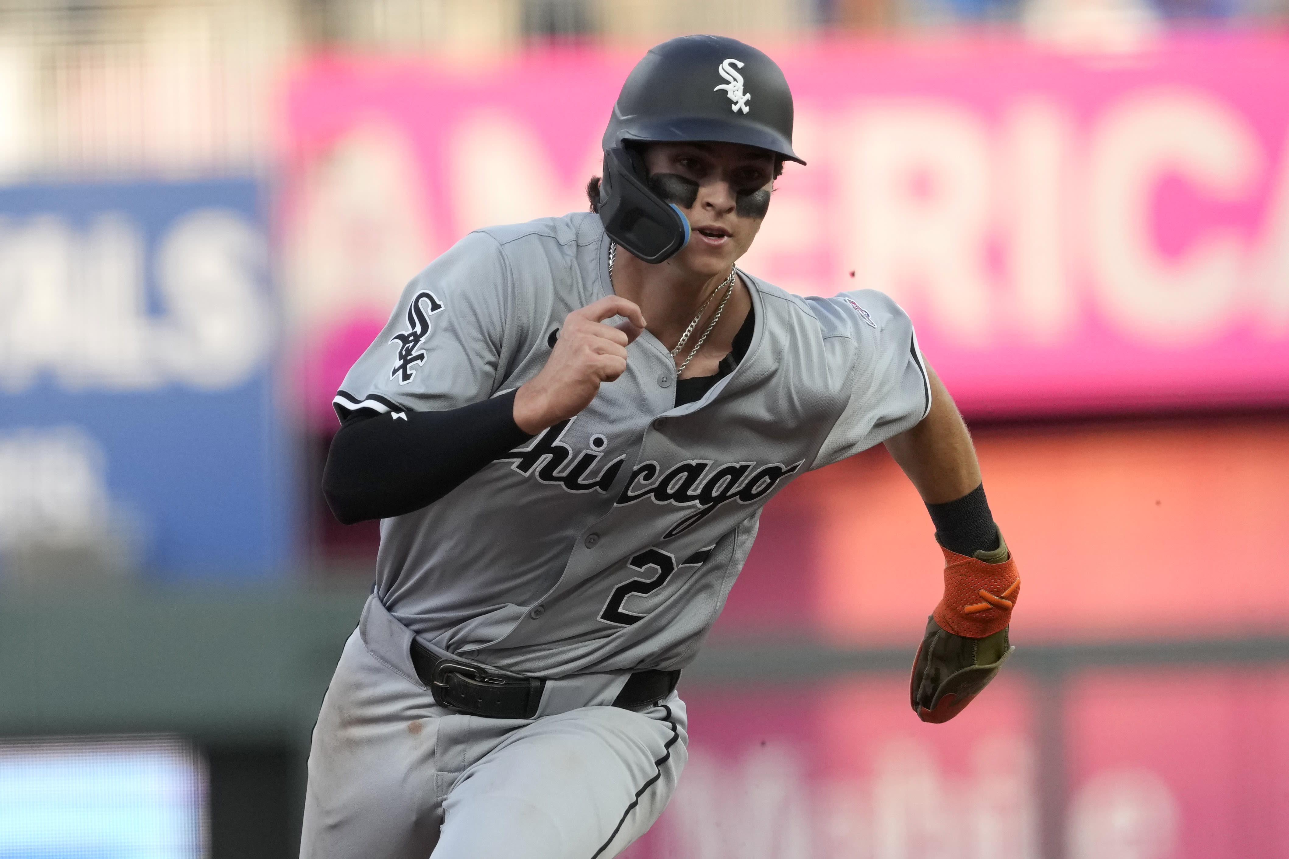 Brooks Baldwin's Double-A teammates react to his first major league hit