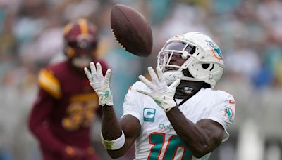 Dolphins' Tyreek Hill lands the No. 1 spot in AP’s NFL top 5 wide receiver rankings