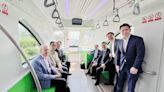 地建會到深圳比亞廸交流、試乘「雲巴」 倡引綠色智能集體運輸