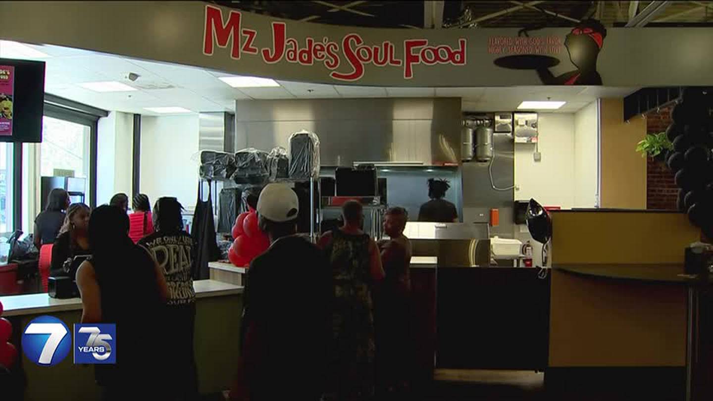 ‘I love Dayton;’ Popular soul food restaurant opens second location