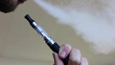 Dia Mundial Sem Tabaco: proibidos, vapes e pods ainda são facilmente encontrados para compra