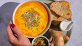 Crema de calabaza, jengibre, cúrcuma y zanahoria: receta sencillísima para fortalecer el sistema inmune