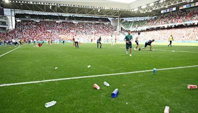 Juegos Olímpicos 2024 | Invasión, botellazos y bombas de estruendo en el final de Argentina-Marruecos