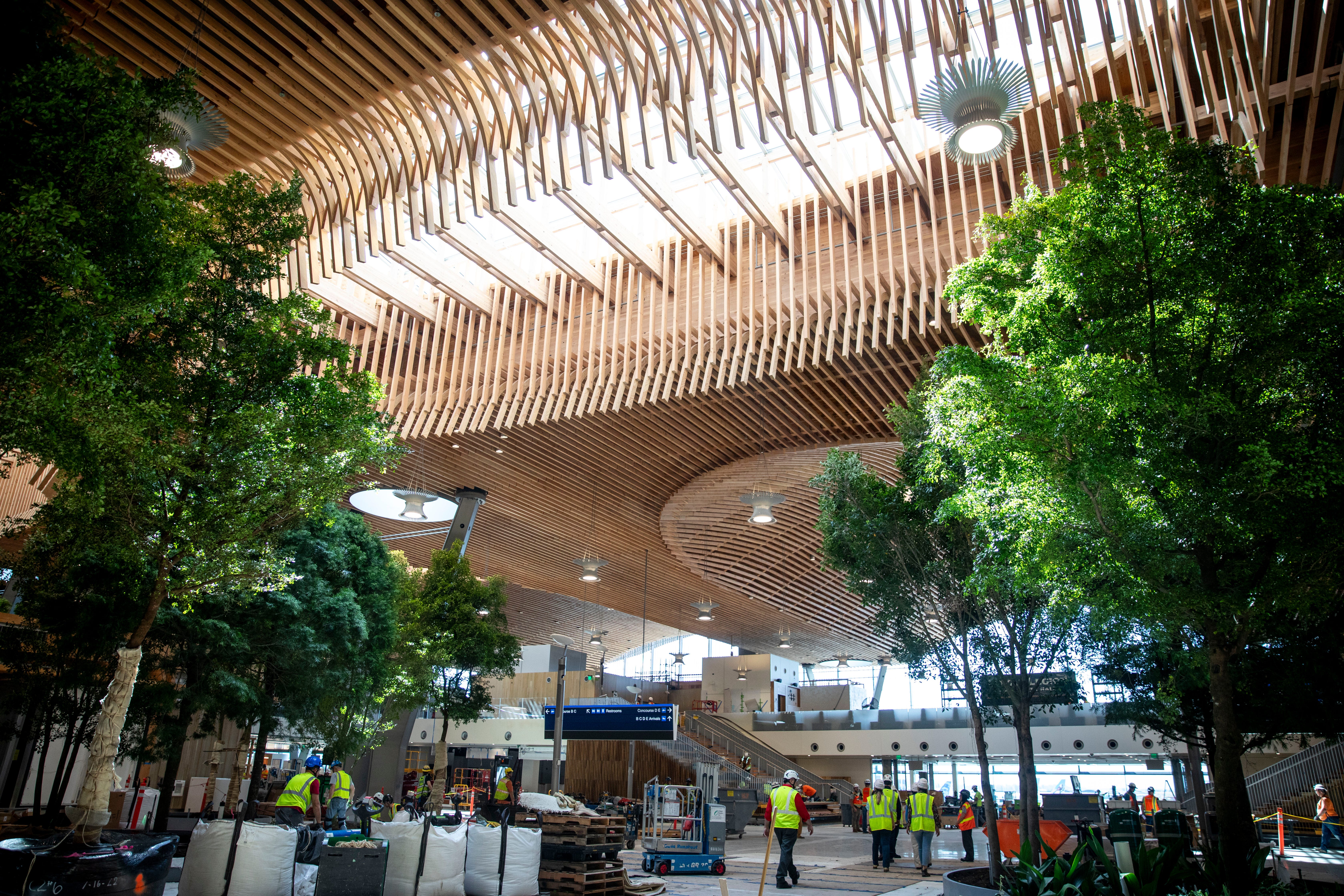 How 2 Mid-Valley companies helped build the new wood-focused PDX Airport expansion