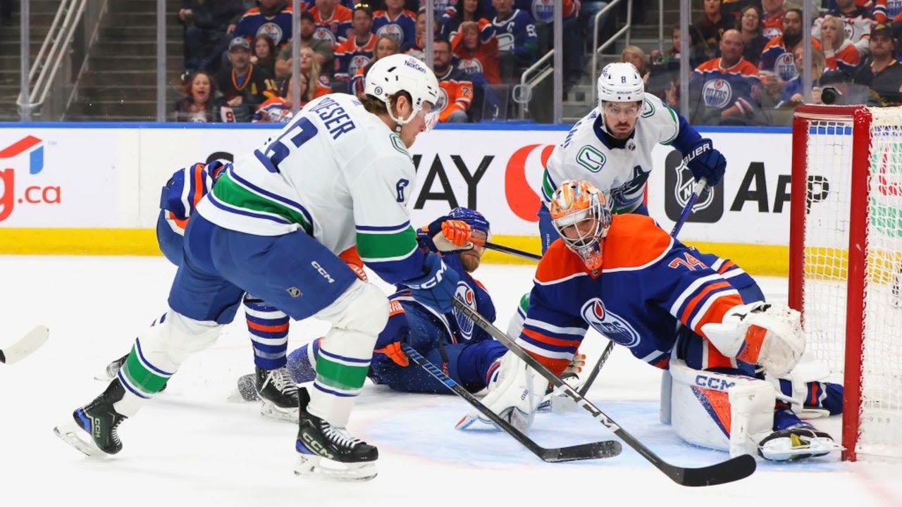 How to Watch Tonight's Edmonton Oilers vs. Vancouver Canucks NHL Game
