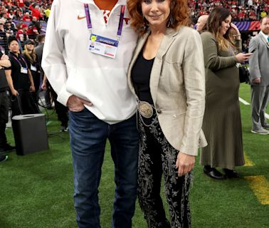 Reba McEntire Wants a ‘Fairy Tale’ Proposal From Boyfriend Rex Linn, Says Source