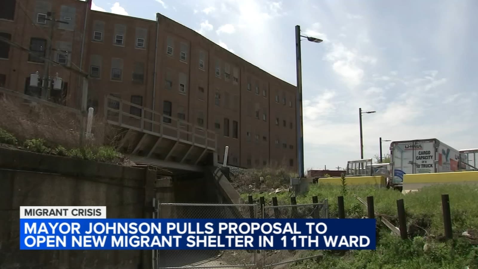 Mayor Johnson pulling proposal to open new Chicago migrant shelter on South Side