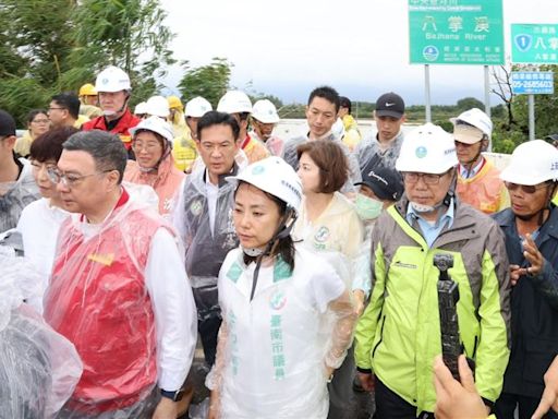 黃偉哲陪同卓榮泰勘災⋯盼攜手中央災後復原！南市府：災民可辦租稅減免