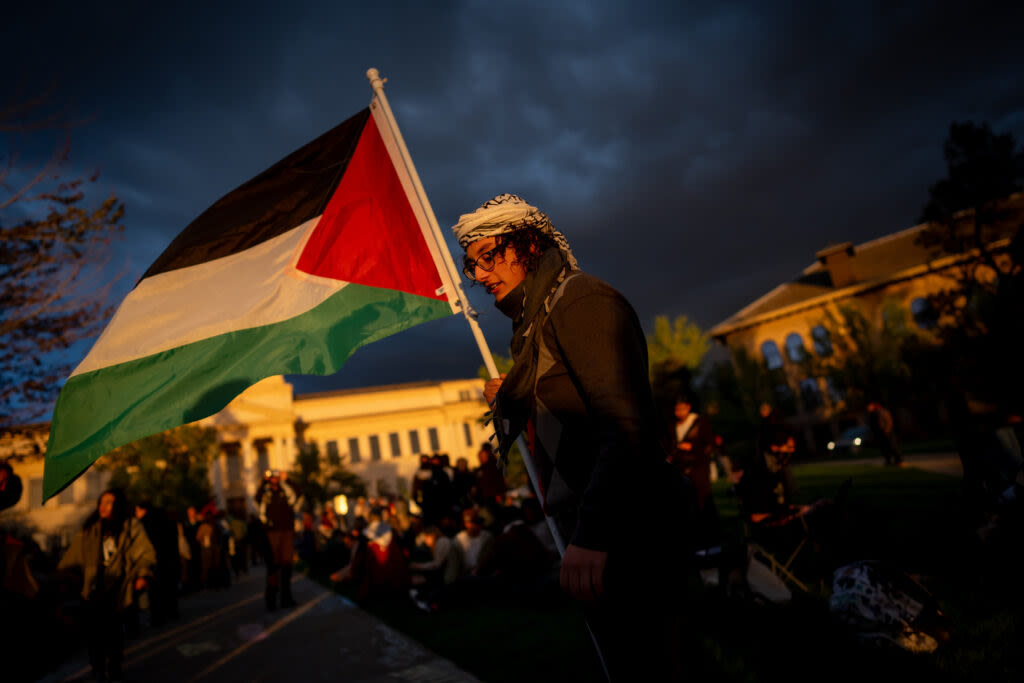 Police push pro-Palestine protest off University of Utah campus