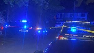 17-year-old shot, killed in southwest Atlanta neighborhood