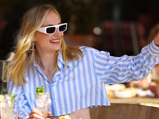 Sophie Turner In Daytime Pyjamas In The South Of France Is The Summer Mood We Need