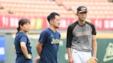 平野惠一看高國慶引退 能打到40歲都值得尊敬