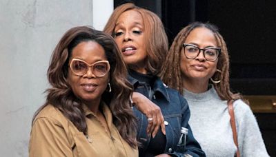 Oprah Winfrey shows off weight loss in tight-fitting jumpsuit