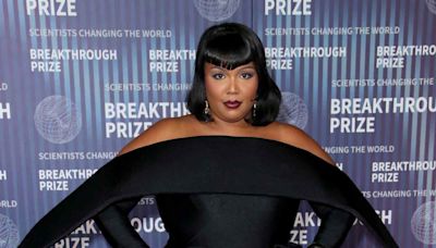 Lizzo Reflects on Her 'Dark Cloud' of Depression: 'You Don’t Know You’re in It Until You’re Out of It'