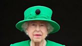 La reina Isabel se siente "conmovida" ante la multitud que celebra el Jubileo
