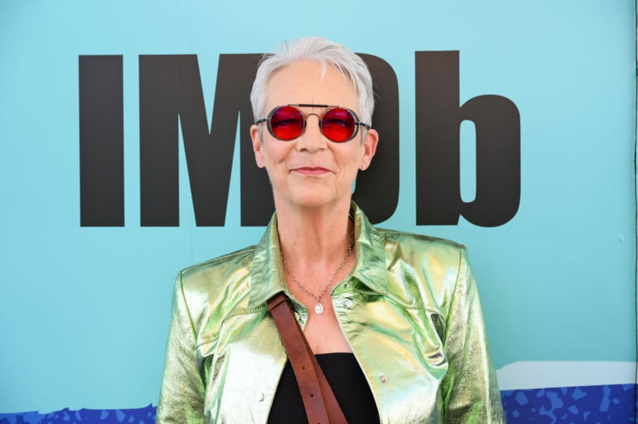 Jamie Lee Curtis Issued An Apology After She Dissed The Marvel Cinematic Universe Again